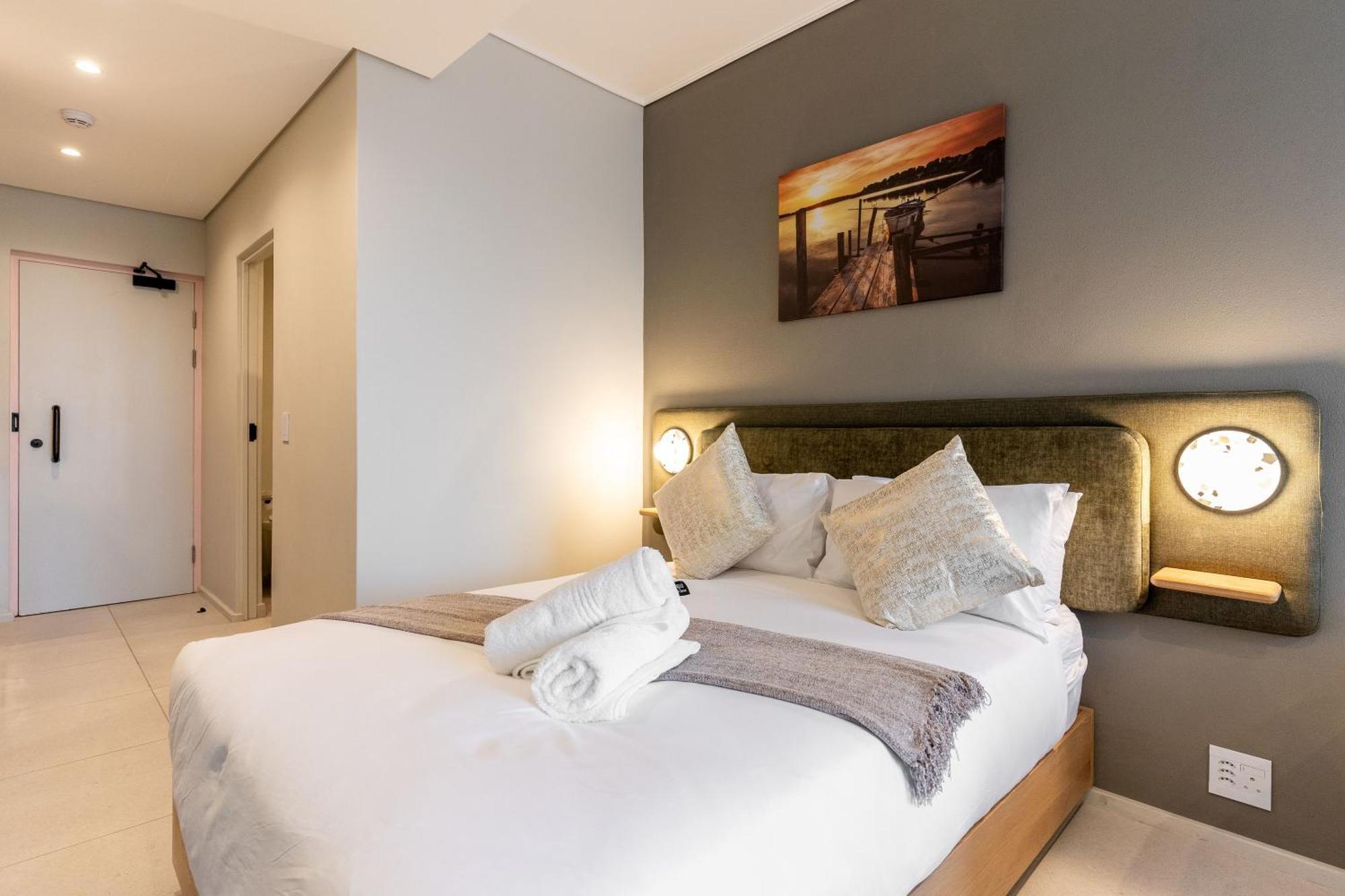 The Rose503: Centre In Dewaterkant * Cape Town