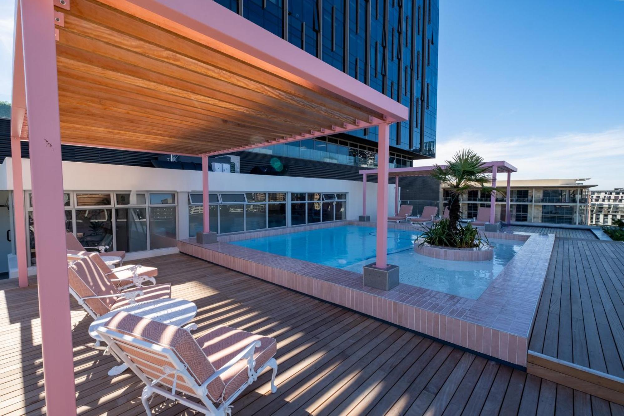 The Rose503: Centre In Dewaterkant Apartment Cape Town